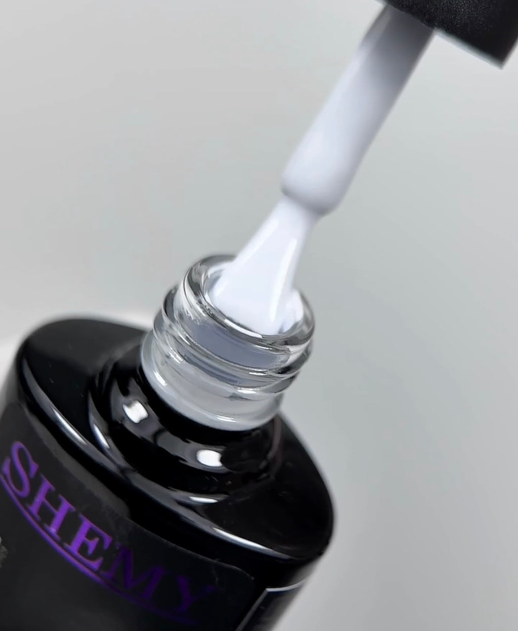 Shemy gel White color. 8 ml