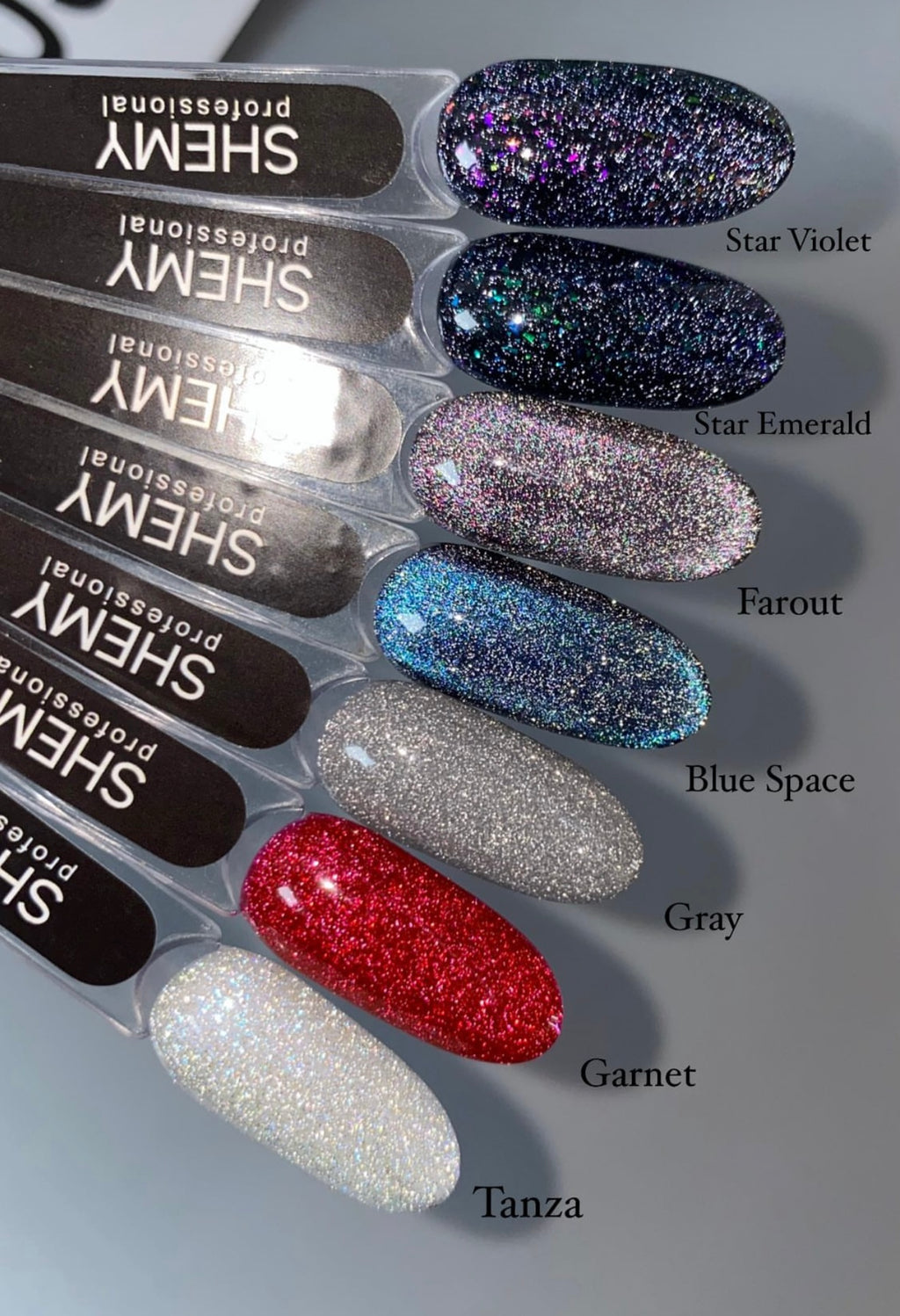 Shemy REFLECTIVE gel polish Star Emerald color. 8 ml