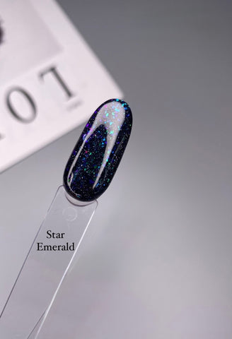 Shemy REFLECTIVE gel polish Star Emerald color. 8 ml